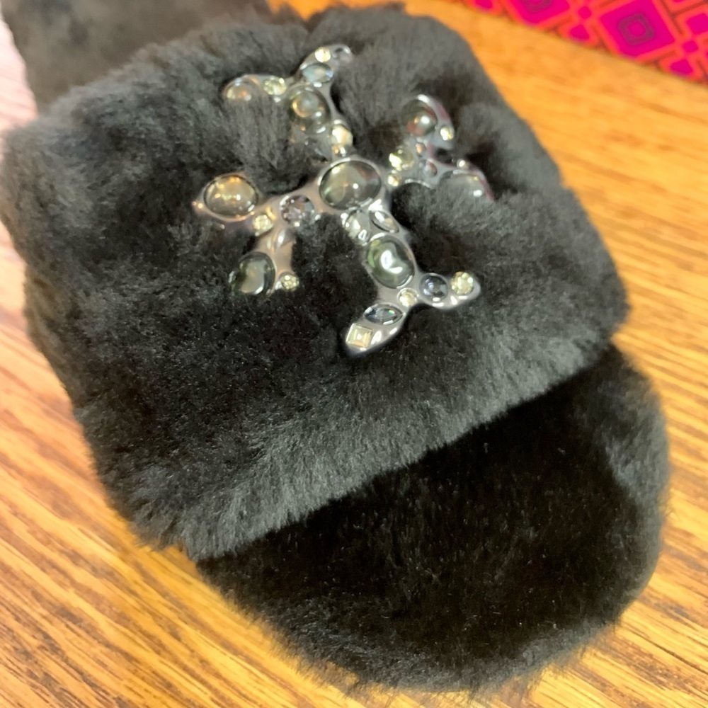 Tory Burch NWT Double T black shearling jeweled slides SZ 6.5M - Picture 5 of 10